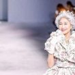 70岁中国模特奶奶韩彬惊艳纽约，美是一种人生态度！
